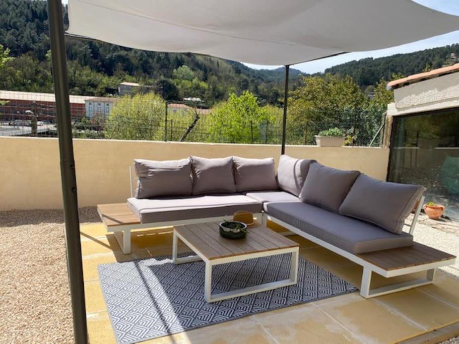 Villa Avec Piscine Dans Les Cevennes Bessèges Kültér fotó